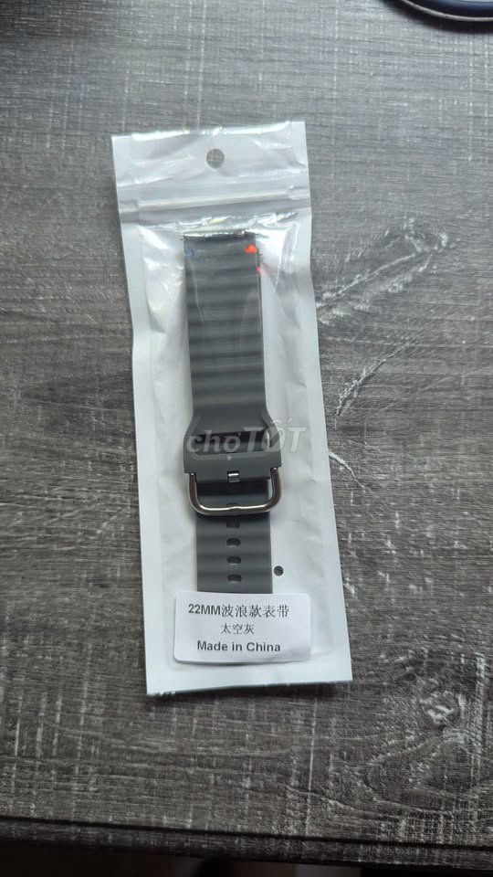 Dây đeo đồng hồ 22mm Xám. Mua bán Phụ kiện thời trang khác tại Thành phố Buôn Ma Thuột Đắk Lắk được đăng bởi Thế Thắng hình 1