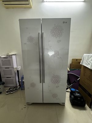 Tủ lanh Lg 2 cánh - 537lit- vẻ ngoài lung linh. Mua bán Tủ lạnh tại Quận Phú Nhuận Tp Hồ Chí Minh được đăng bởi Nhii Nhii