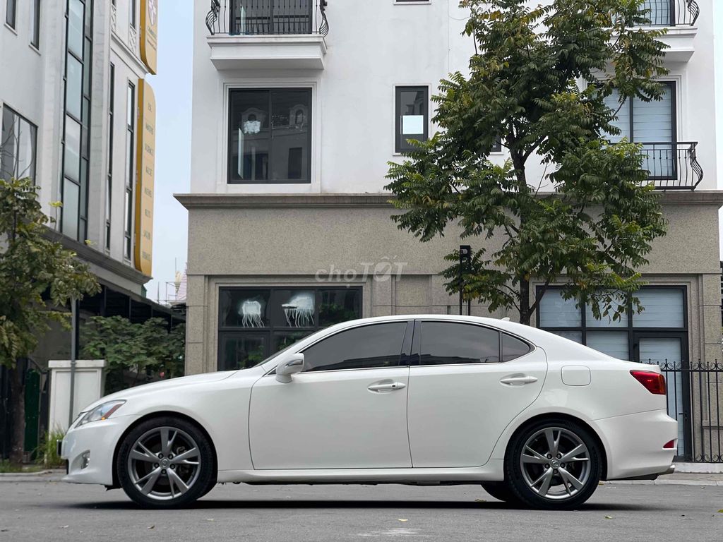 Lexus IS 2009 - 53000 km. Mua bán Ô tô tại Quận Long Biên Hà Nội được đăng bởi Thành Đô Cars hình 9