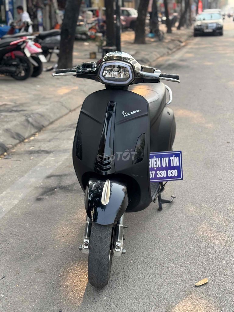 Vespa đen nhám bình mới thay 2024, đủ giấy tờ