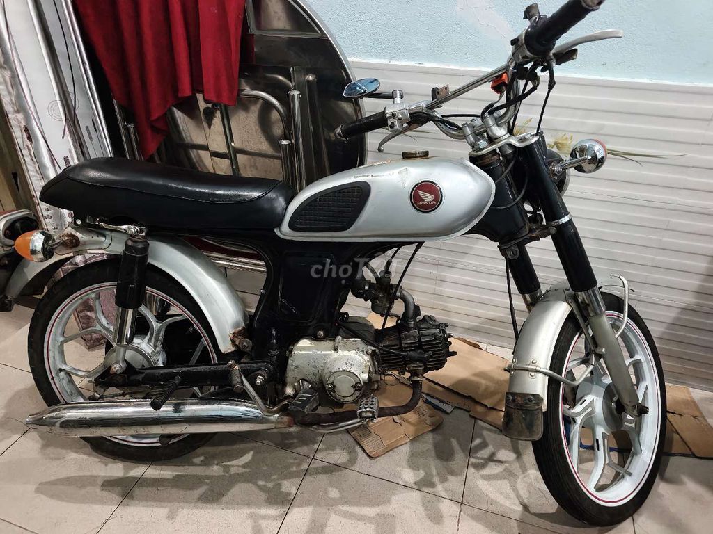 Honda LC 68 Đen