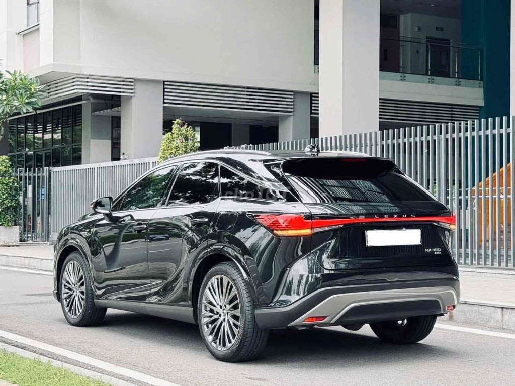 Lexus Rx350 Luxury 2023 siêu lướt 8.000Km ĐẸP. Mua bán Ô tô tại Quận 1 Tp Hồ Chí Minh được đăng bởi Lưu Thế Hoàng hình 12