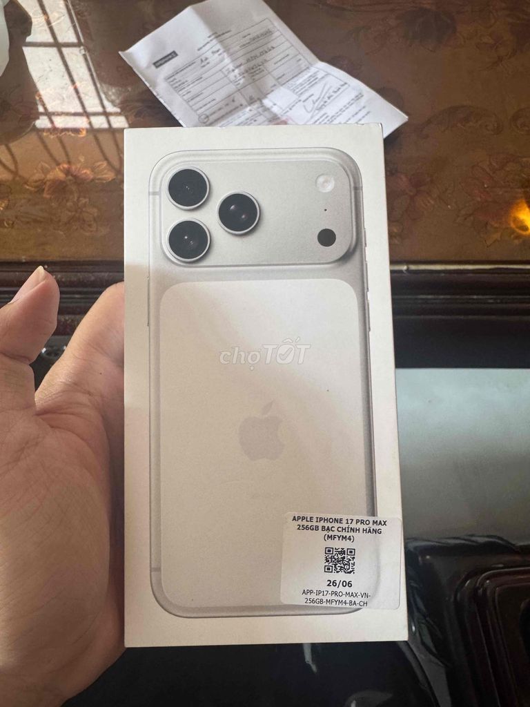 Apple iPhone 17 Pro Max 256GB Bạc Mới. Mua bán Điện thoại tại Thành phố Thủ Đức Tp Hồ Chí Minh được đăng bởi Nguyễn Hoàng Long hình 1