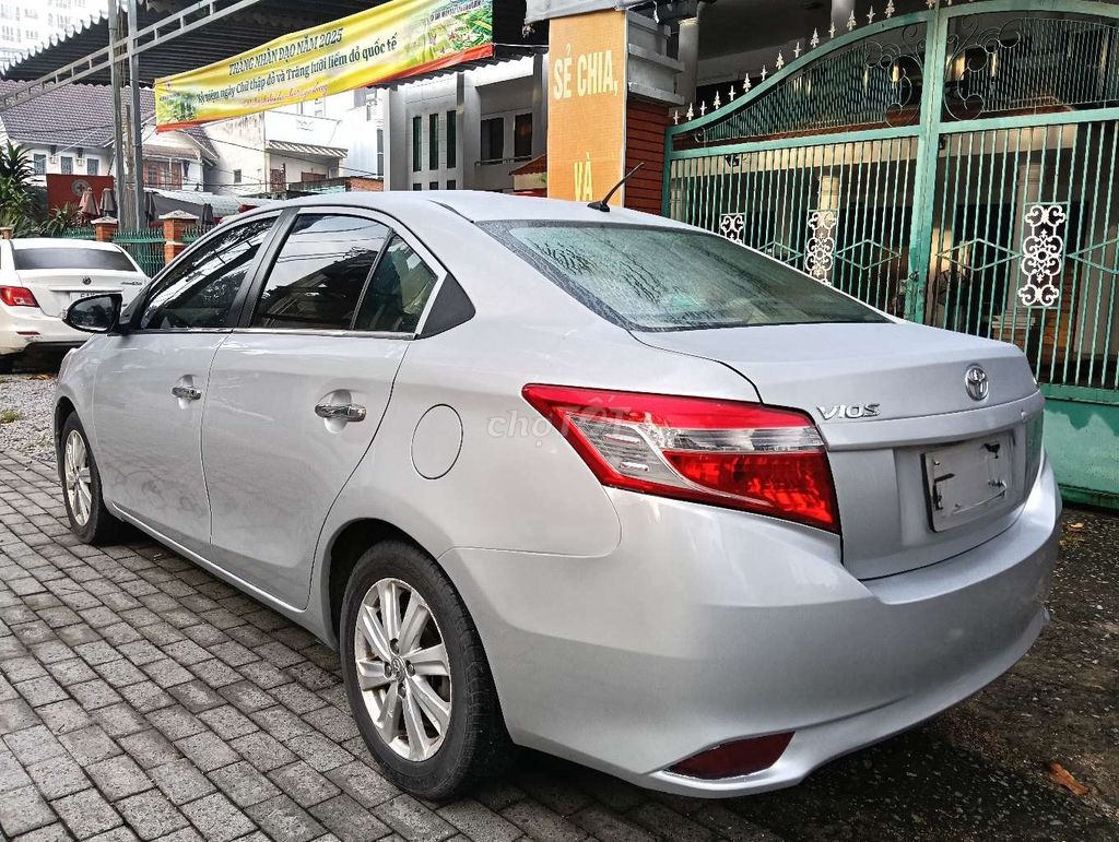 Toyota Vios E 1.5 số sàn sx 2014. Mua bán Ô tô tại Thành phố Thủ Dầu Một Bình Dương được đăng bởi Phan Hoàng Ân hình 5