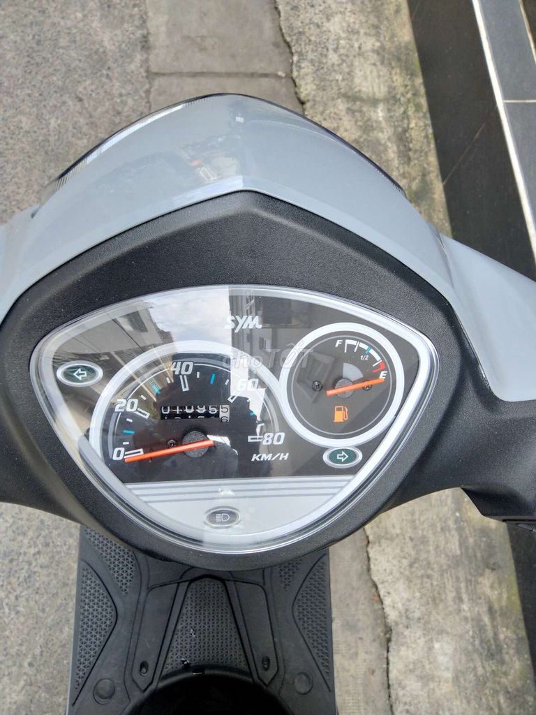 Cần bán gấp xe máy SYM bstp còn mới 99%.. Mua bán Xe máy tại Quận Tân Phú Tp Hồ Chí Minh được đăng bởi Minh ho. hình 4