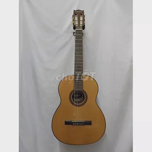 Đàn guitar + túi bọc đàn