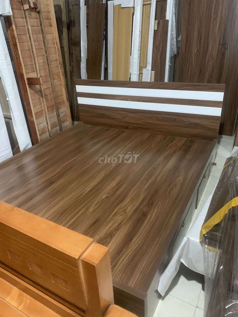 Giường gỗ MDF 1m6, 1m8. Mua bán Giường, chăn ga gối nệm tại Quận Kiến An Hải Phòng được đăng bởi Thu Trang Trần hình 1