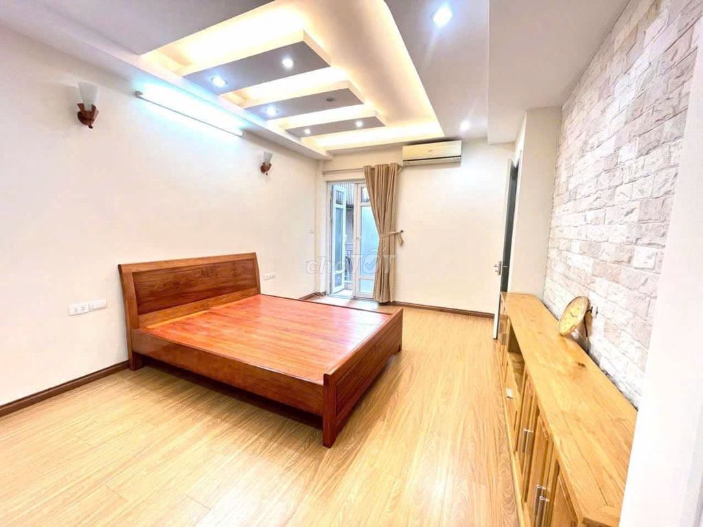 Частный дом на Дой Кан, Ба Динь, 3 спальни, 40м² х 5 этажей