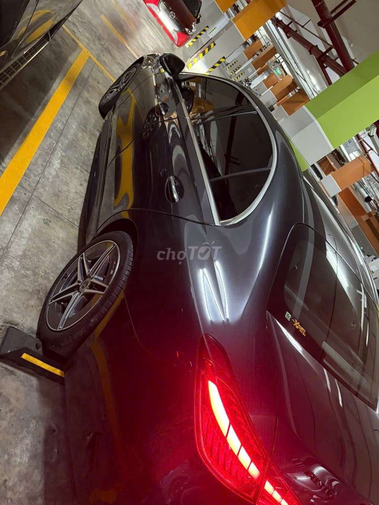 2021 C 200 - 9000 km. Mua bán Ô tô tại Quận 3 Tp Hồ Chí Minh được đăng bởi Đặng Ngọc Bích Dung hình 2