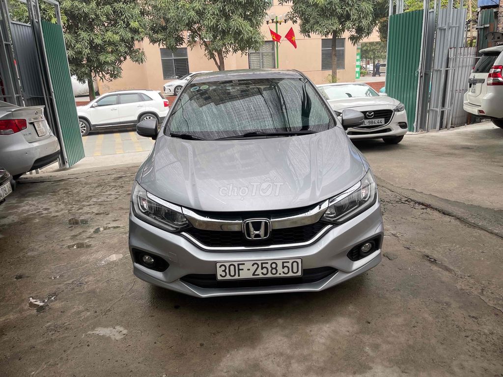 Honda City 2018 1.5 TOP - 80000 km