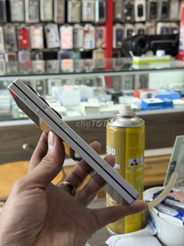 Z Fold6 512G Fulbox như mới. Mua bán Điện thoại tại Quận Thanh Xuân Hà Nội được đăng bởi Vinh Râu Samsung hình 1