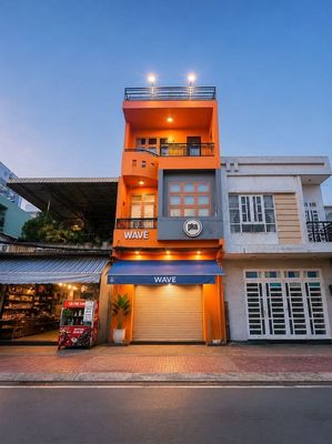 ✅✅Cho thuê nhà 2 lầu mặt tiền sầm uất sát ngã tư thủ Đức 