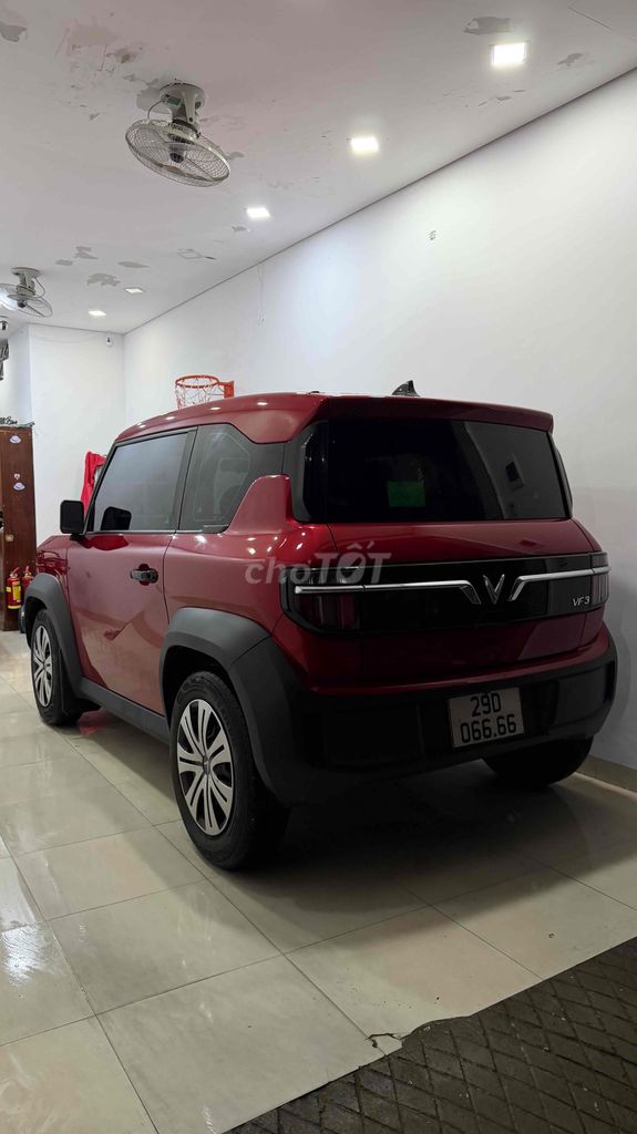 VinFast VF3 2024 Красный 1500 км