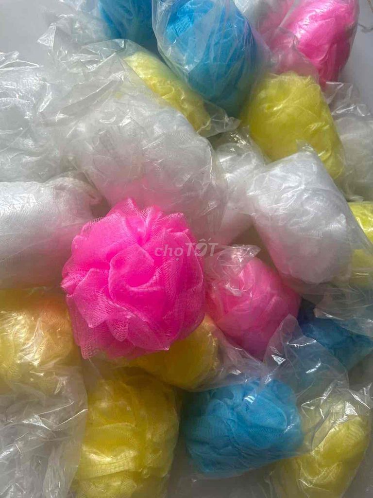 3 cái 12k Bông tắm lưới nhiều màu. Mua bán Thiết bị vệ sinh, nhà tắm tại Thành phố Buôn Ma Thuột Đắk Lắk được đăng bởi Uyen hình 1