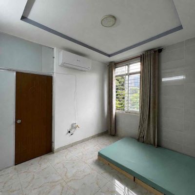 Phòng Máy Lạnh 17m2 Ngay ĐH Sức Khoẻ