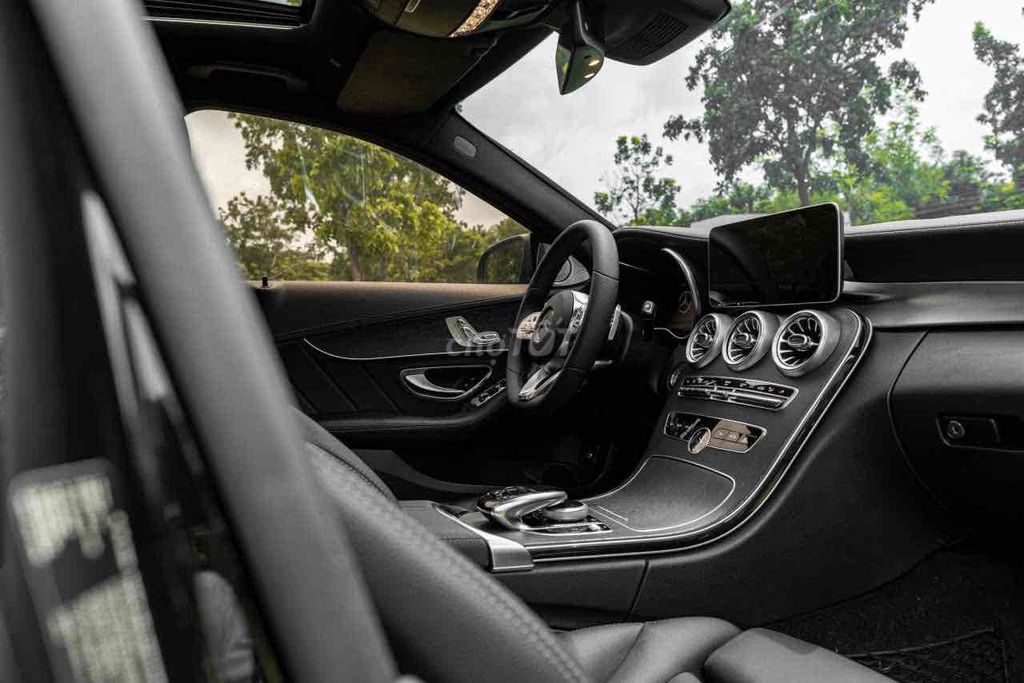 C300_AMG model 2020 màu đen siêu ngầu siêu đẹp. Mua bán Ô tô tại Quận 7 Tp Hồ Chí Minh được đăng bởi Dương Phương hình 12