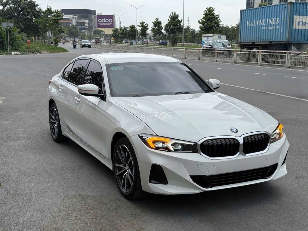 BMW 320i Sportline LCI 2024 Trắng 3200 km. Mua bán Ô tô tại Quận 7 Tp Hồ Chí Minh được đăng bởi Hoàn Lee Xe Lướt hình 3