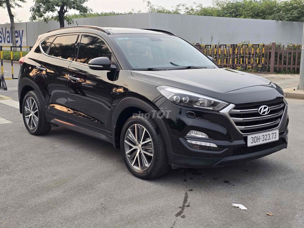 Hyundai Tucson 2015. Mua bán Ô tô tại Quận Cầu Giấy Hà Nội được đăng bởi Đức Lợi Auto hình 2