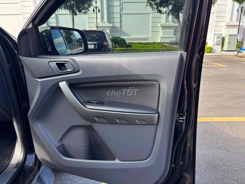 Ford Ranger 2016 XLS 2.2L 4x2 MT - 130000 km. Mua bán Ô tô tại Thị xã Thái Hòa Nghệ An được đăng bởi OTO HOANGQUAN hình 6