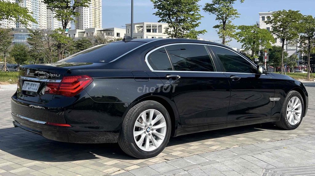 BMW 730i 2014 Đen. Mua bán Ô tô tại Quận Hai Bà Trưng Hà Nội được đăng bởi Tuan Trinh  hình 4