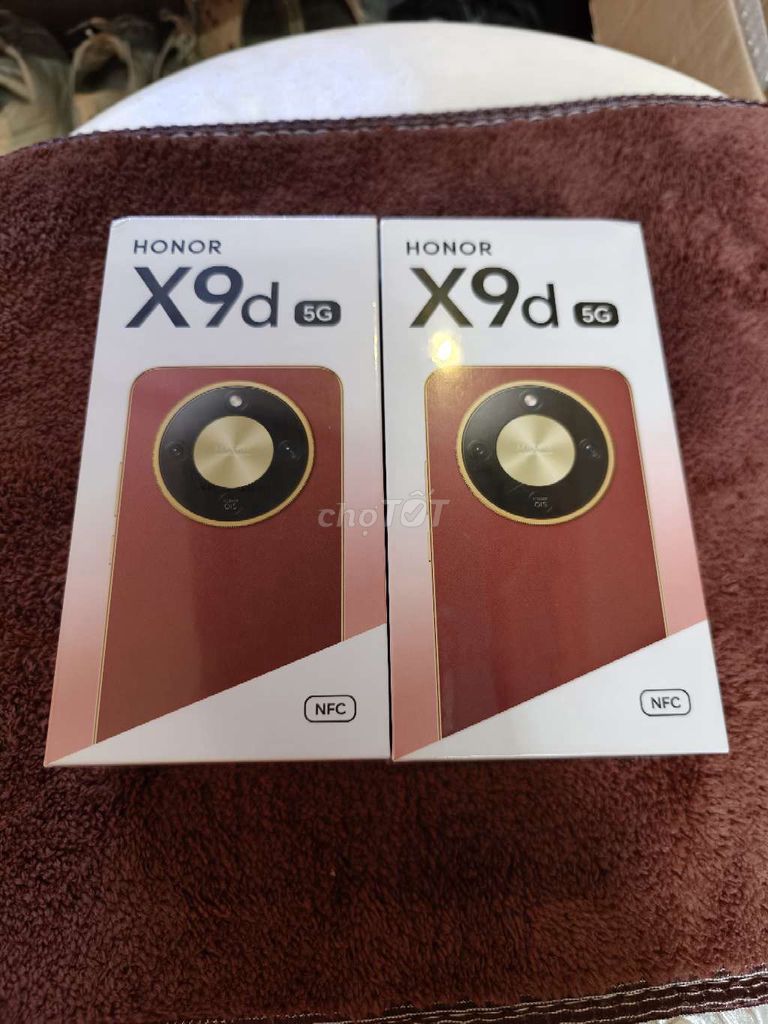 Honor x9D 5G 8/256 newseal  Đỏ. Mua bán Điện thoại tại Quận Hoàng Mai Hà Nội được đăng bởi LongHung Mobile hình 1