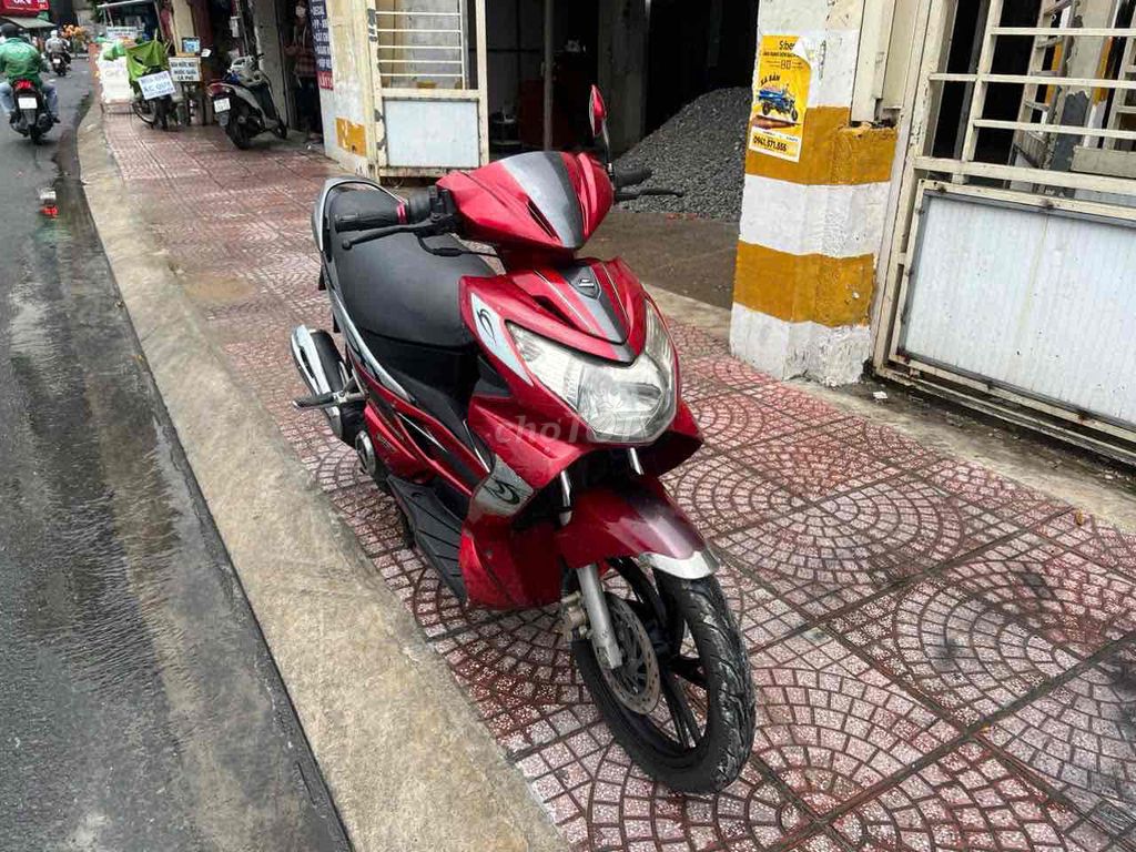 xe suzuki Hayate 125cc nhứt dời 2010. Mua bán Xe máy tại Quận Phú Nhuận Tp Hồ Chí Minh được đăng bởi Huỳnh Thân  hình 2