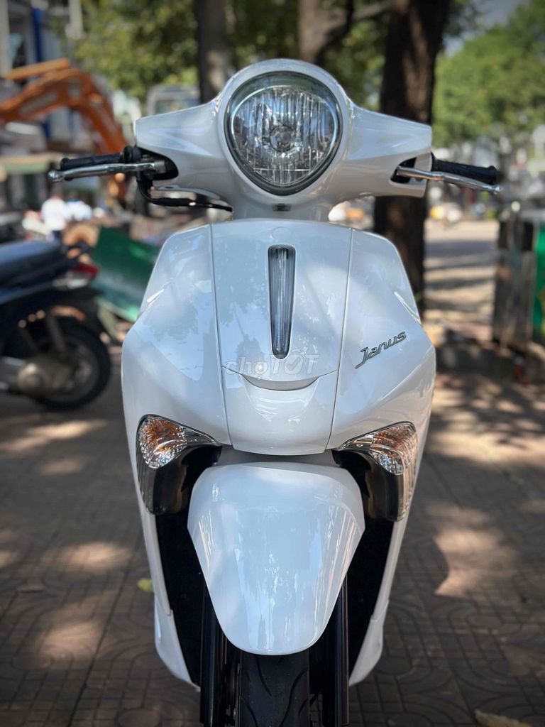 Yamaha Janus 2019 Smartkey Trắng. Mua bán Xe máy tại Thành phố Pleiku Gia Lai được đăng bởi Xe Máy Nguyễn Vũ Gialai hình 15