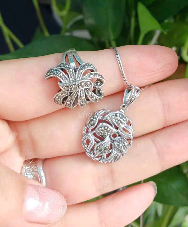Bộ trang sức Bạc Thái Nữ Marcasite Bạc. Mua bán Phụ kiện thời trang khác tại Quận 5 Tp Hồ Chí Minh được đăng bởi Hàng hiệu Secondhand hình 1