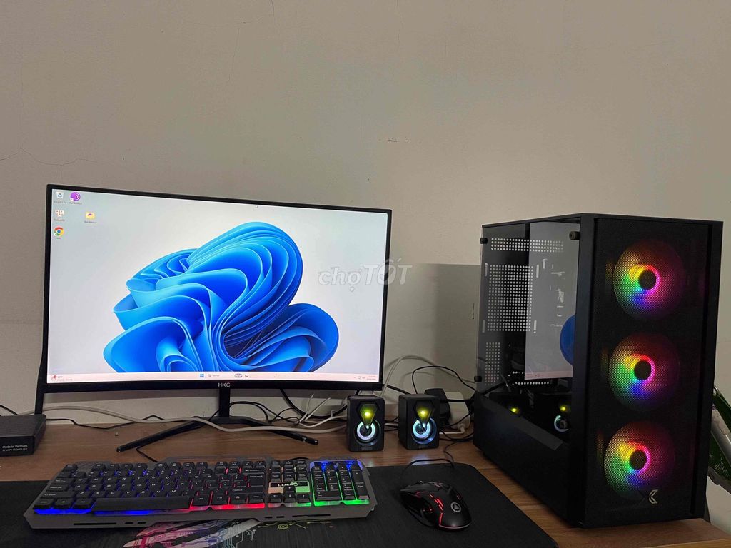 Máy tính để bàn i5-9400F 27 inch. Mua bán Máy tính để bàn tại Huyện Kim Bảng Hà Nam được đăng bởi Đây này hình 1