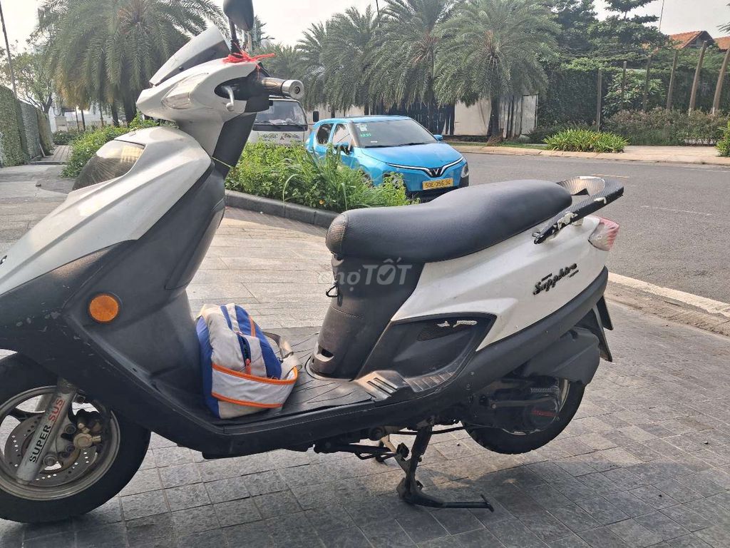 Скутер Suzuki Sapphire с красивым номером четыре шестерки, возможен обмен