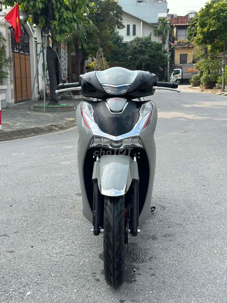 SH Nguyên Bản 2025 Siêu lướt_Bảo Hành 3 Năm✅✅✅. Mua bán Xe máy tại Huyện Gia Lâm Hà Nội được đăng bởi Xe Máy Phúc Hưng hình 1