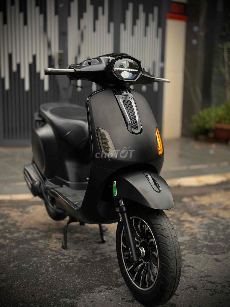 Конфеты Кэнди 50cc 2024 Черно-серые