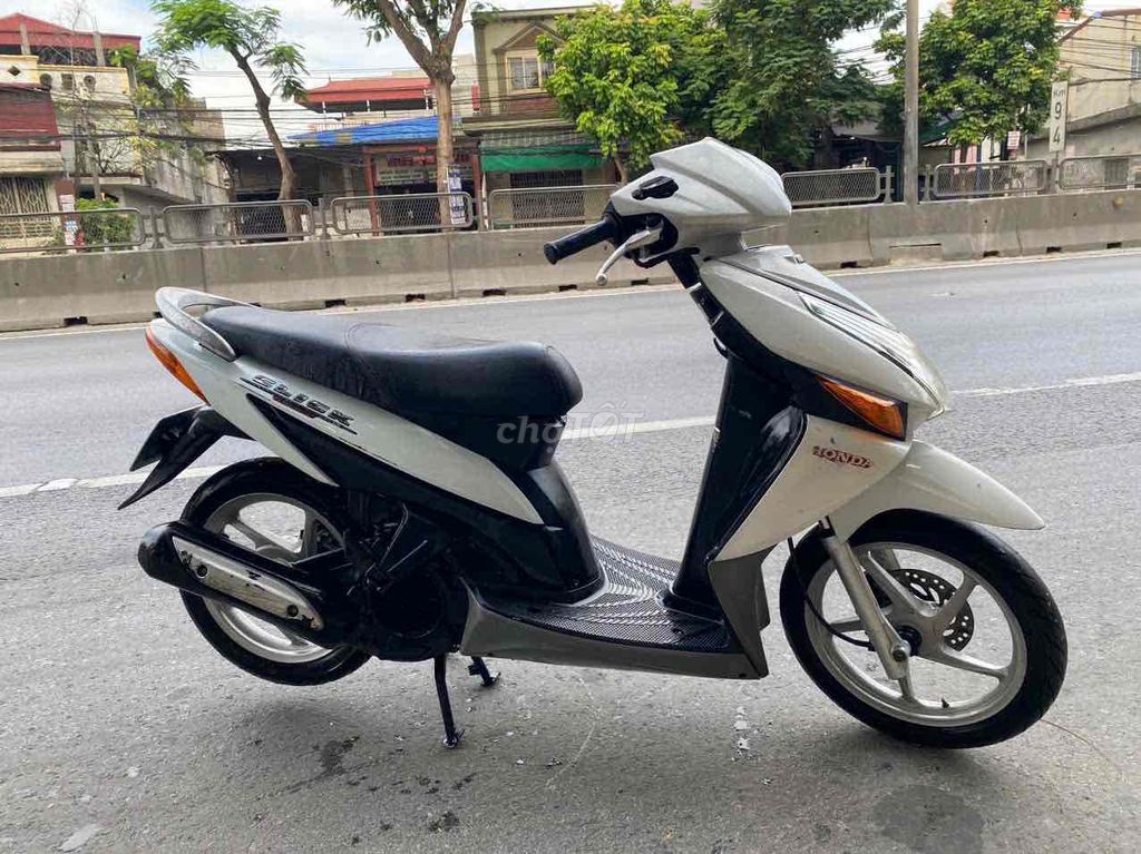 Xe click êm zin đẹp như hình. Mua bán Xe máy tại Quận Hồng Bàng Hải Phòng được đăng bởi Ly  hình 4