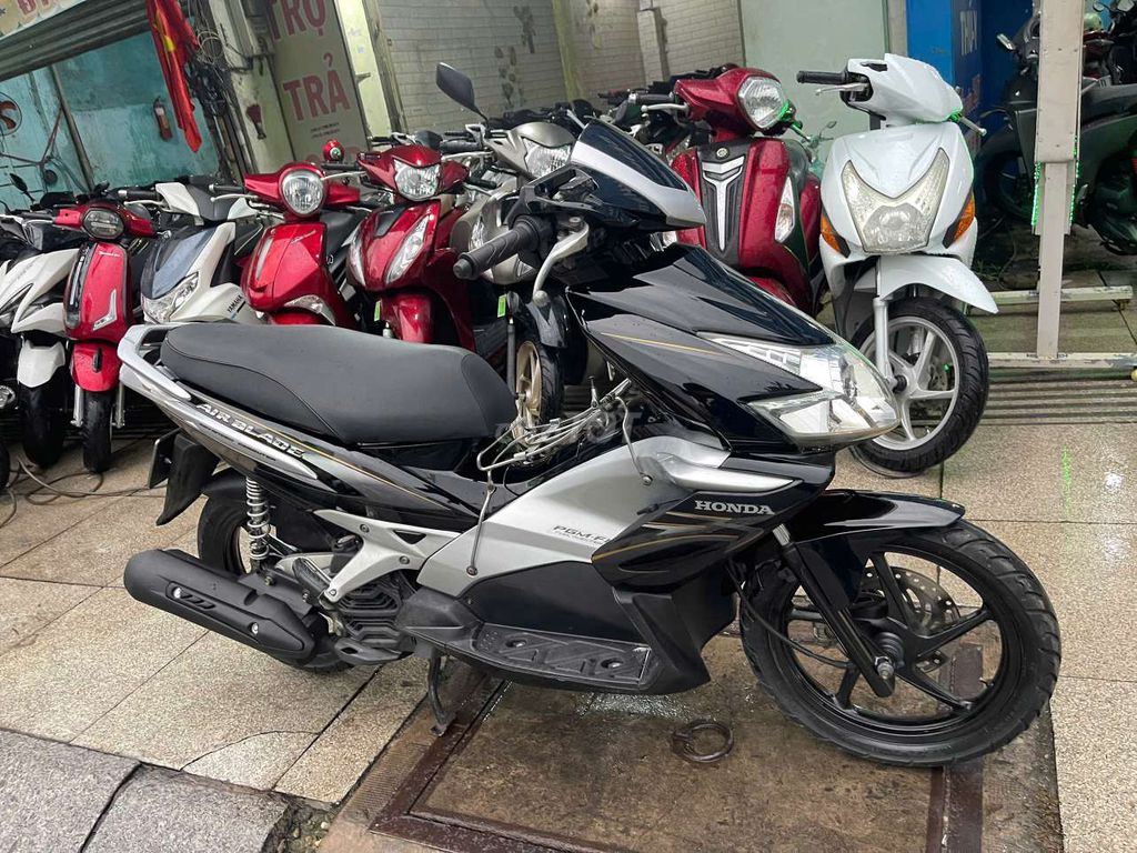 Honda Air Blade FI 2010 Черно-серебристый
