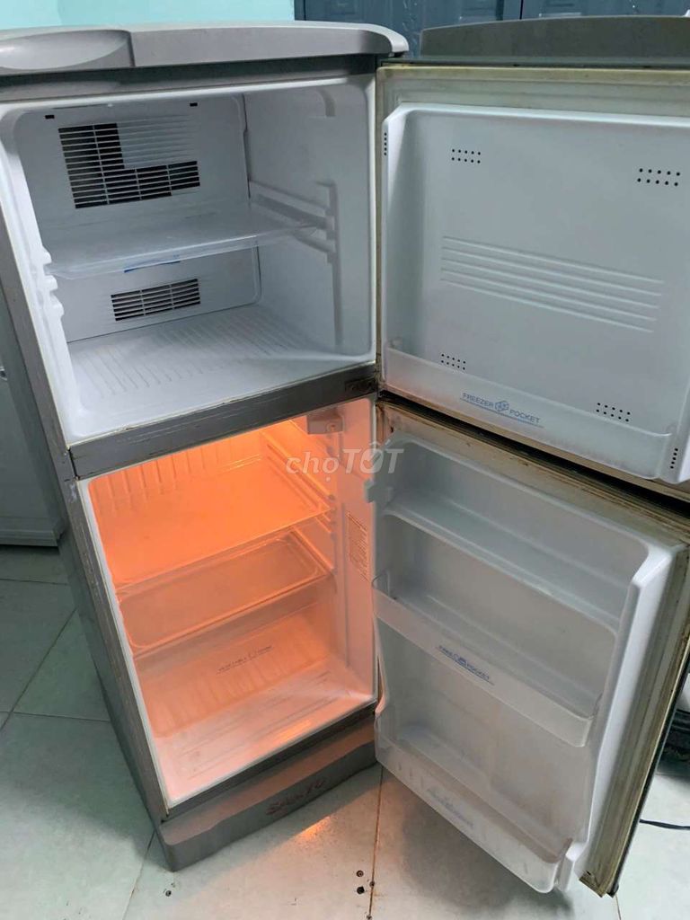 Tủ lạnh Sanyo 130 lít . Mua bán Tủ lạnh tại Thành phố Thủ Đức Tp Hồ Chí Minh được đăng bởi Lê Nguyễn Ngọc Thương hình 1