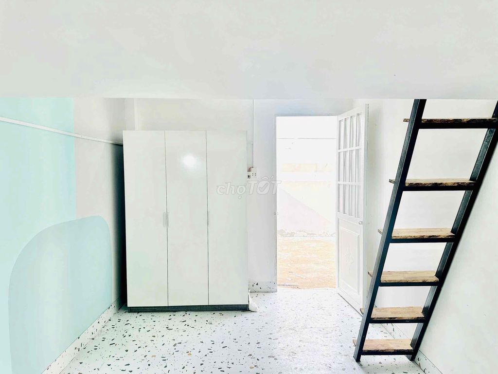 Сдается комната 35 м² для 4-5 человек, с кондиционером