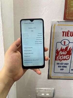 Samsung Galaxy A20 32GB Đen