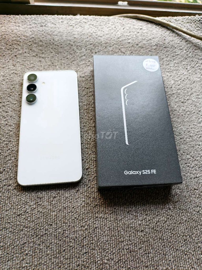 Samsung S25 FE trắng 8/128G keng BH 7/2027. Mua bán Điện thoại tại Quận 6 Tp Hồ Chí Minh được đăng bởi Đức Ty hình 1
