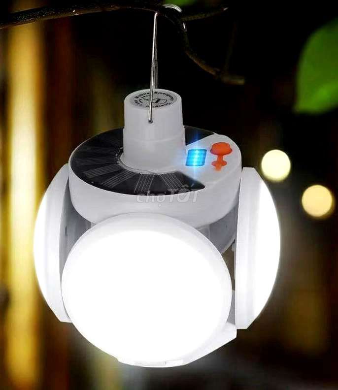 Đèn thả 4 cánh, 5 bóng led năng lượng mặt trời