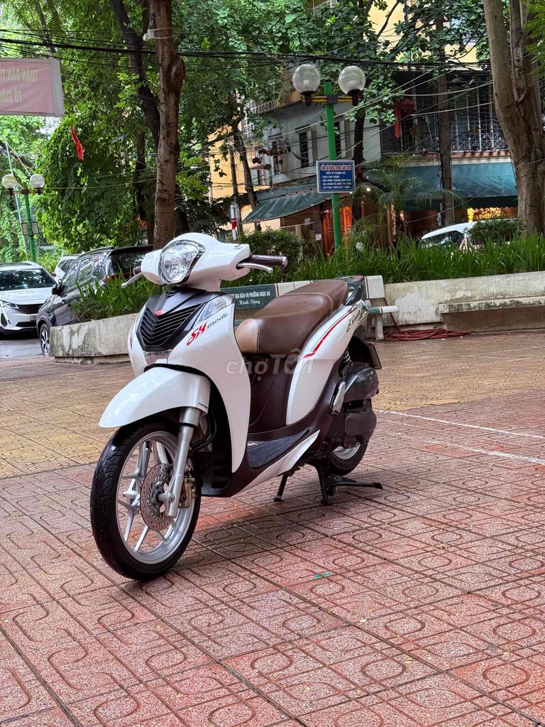 Honda Sh mode cbs 2021 Белый, в отличном состоянии