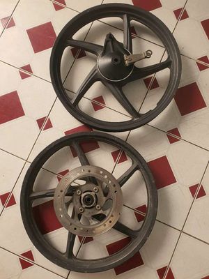 Cặp bánh mâm Sài future neo kim và future 2 zin