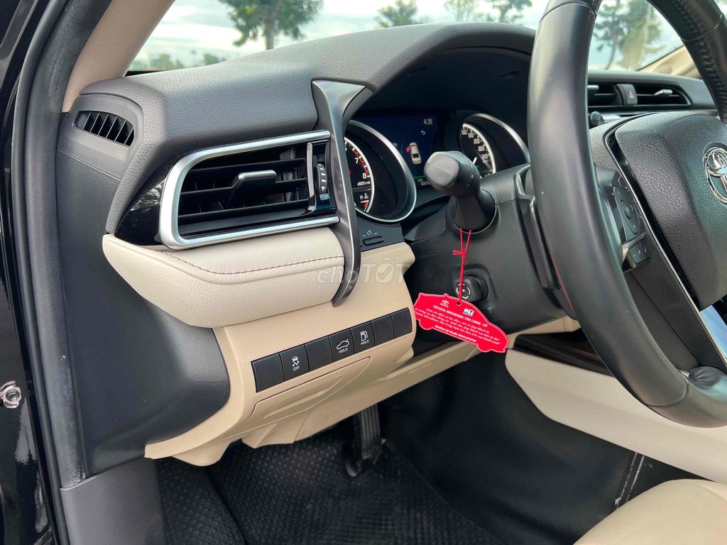 Toyota Camry 2021 2.5Q đen VIP 1 chủ tuyệt đẹp. Mua bán Ô tô tại Thành phố Thủ Đức Tp Hồ Chí Minh được đăng bởi Mr Điệp  hình 19