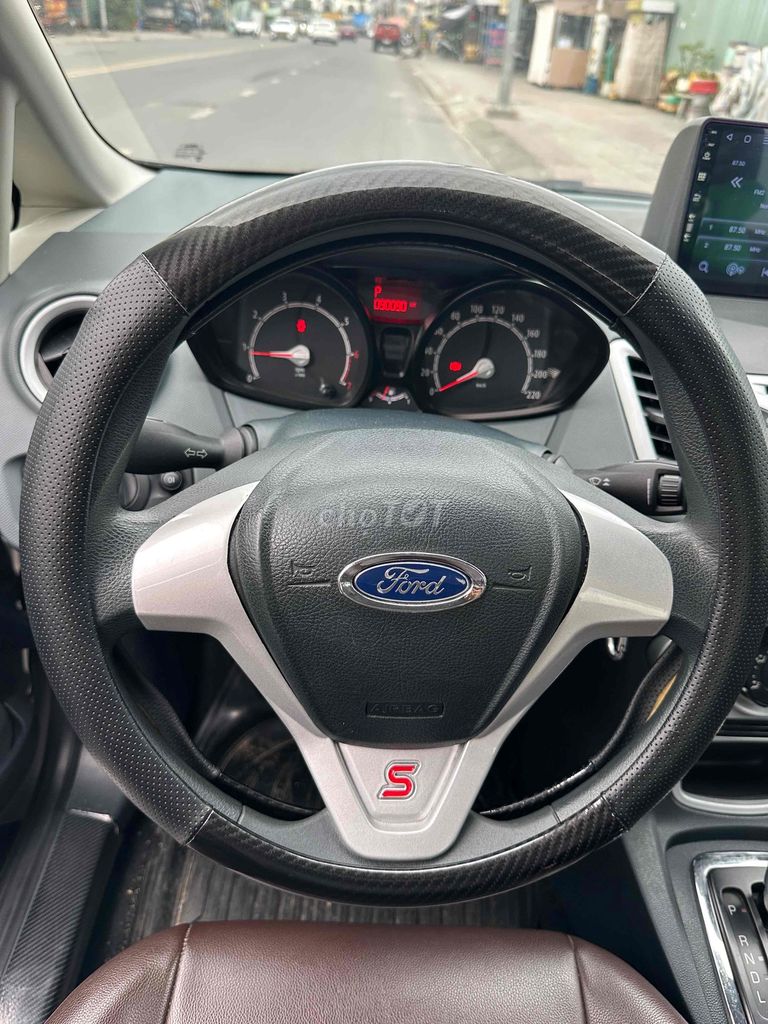 Ford Fiesta 2013 1.6 AT xe cực mới rin 100%. Mua bán Ô tô tại Quận 12 Tp Hồ Chí Minh được đăng bởi tuan minh hình 7