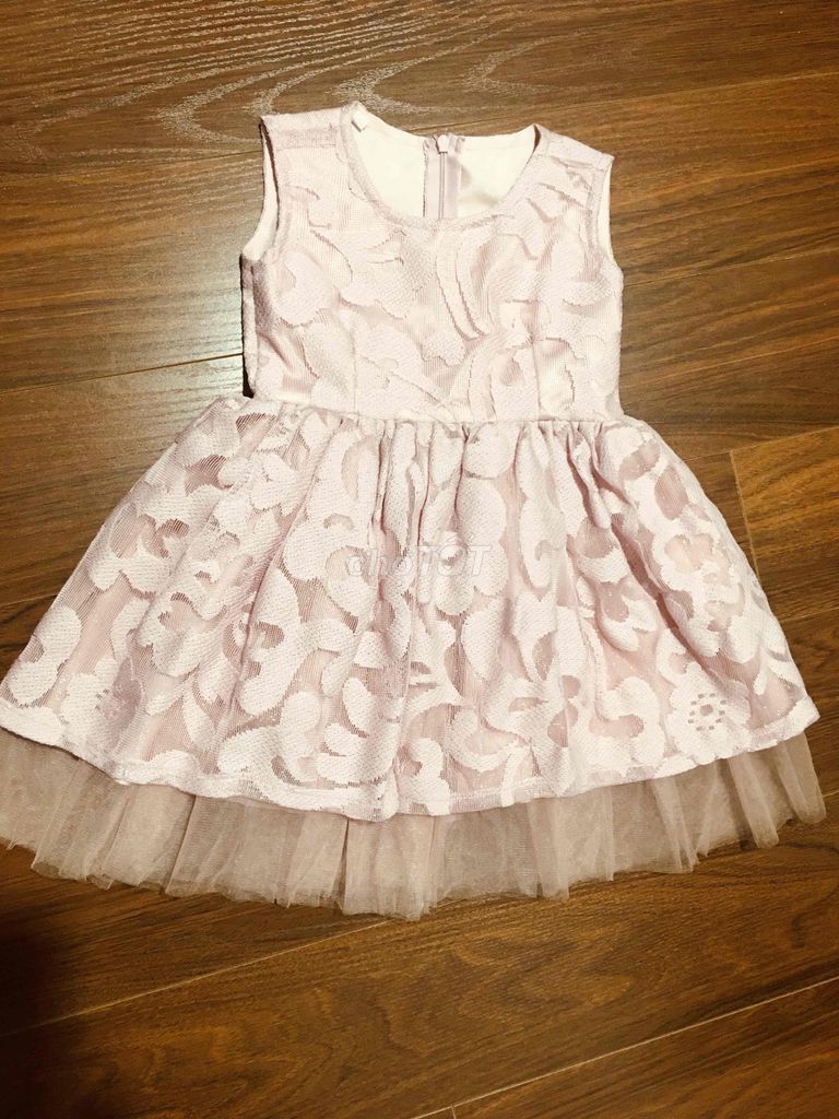 Đầm công chúa bé gái ren 2-3 tuổi đã sử dụng. Mua bán Mẹ và bé tại Quận 12 Tp Hồ Chí Minh được đăng bởi Thuy Phuong hình 1