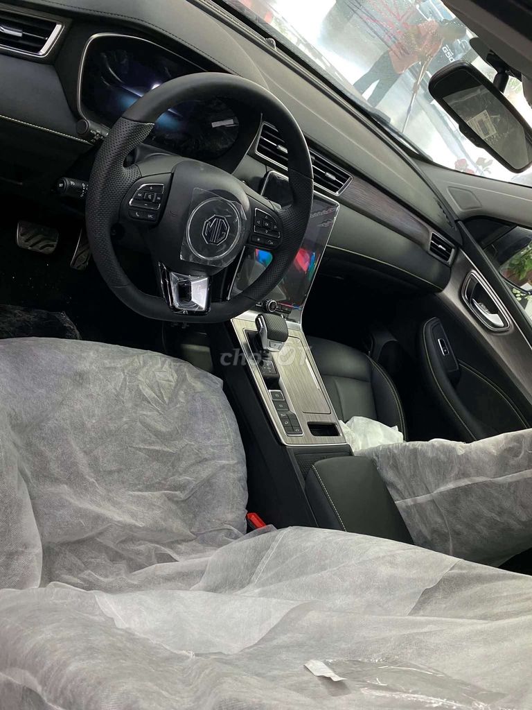 RX5 LUX💥MIỄN PHÍ TRƯỚC BẠ💥TRẢ TRƯỚC 159TR💯. Mua bán Ô tô tại Quận 6 Tp Hồ Chí Minh được đăng bởi SHOWROOM Ô TÔ MG KINH DƯƠNG VƯƠNG  hình 17