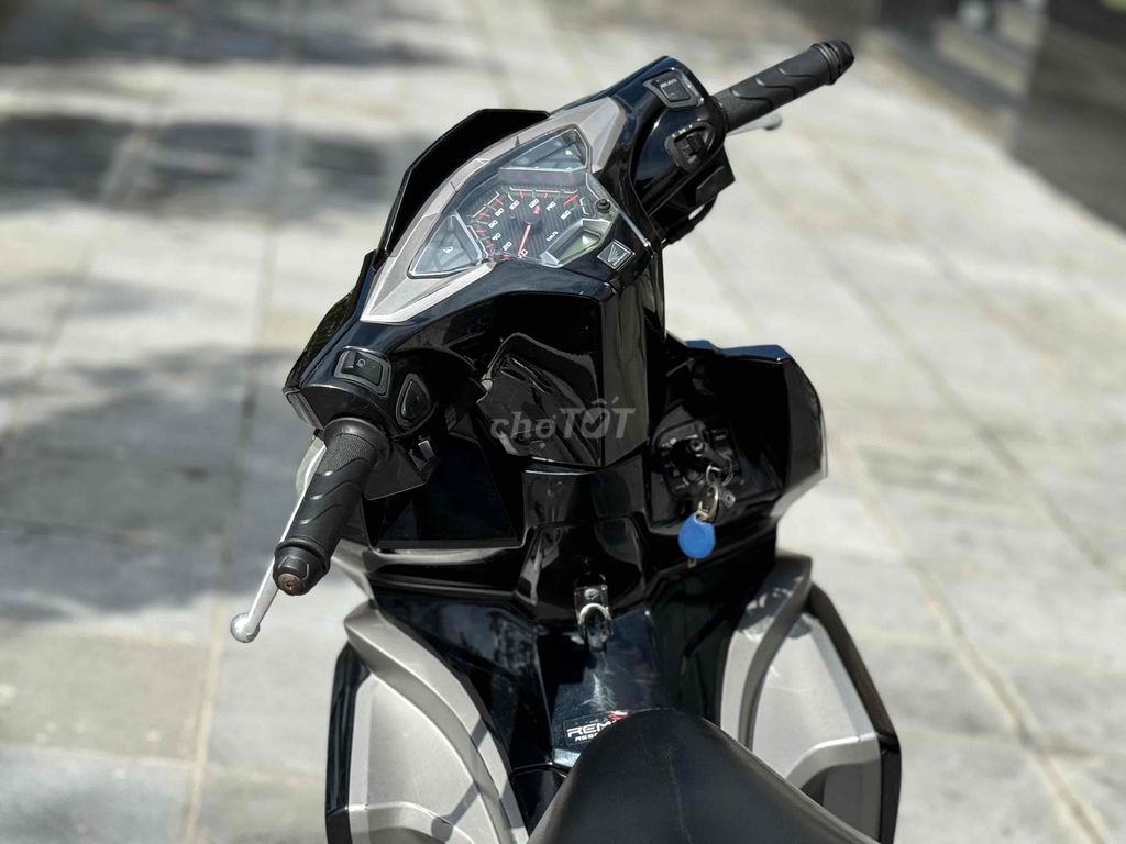 Air Blade đèn led xe nguyên bản từ mới Nguyên bản. Mua bán Xe máy tại Quận Ba Đình Hà Nội được đăng bởi Xe Máy Nam Thi hình 3