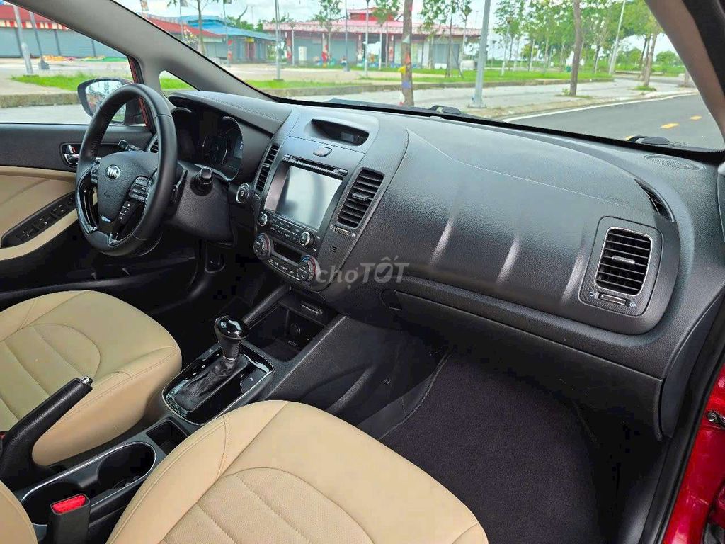 Kia Cerato 2018 1.6 AT Luxury. Mua bán Ô tô tại Thành phố Vị Thanh Hậu Giang được đăng bởi SALON Ô TÔ HƯNG HẬU GIANG hình 11