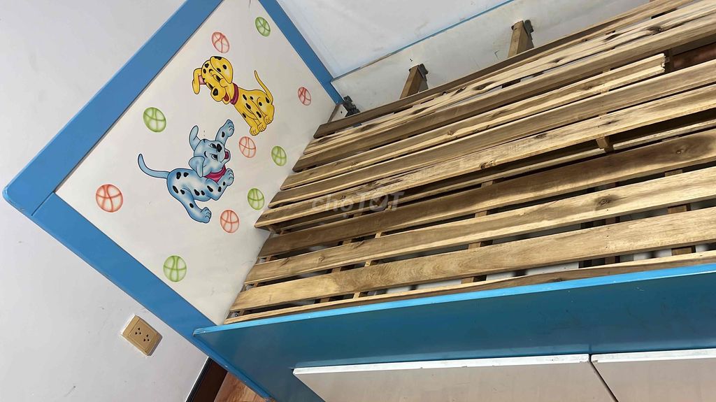 Giường gỗ xanh dương 1m2. Mua bán Giường, chăn ga gối nệm tại Quận 7 Tp Hồ Chí Minh được đăng bởi Nguyễn Thị Bích Lê hình 1