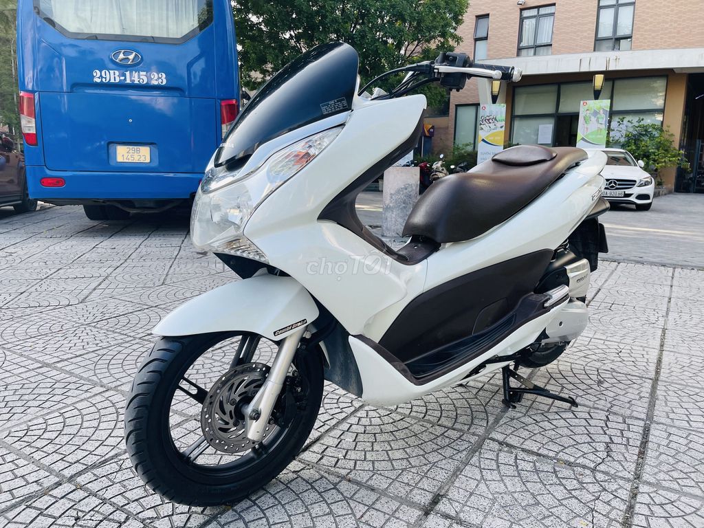 HONDA PCX 125FI NHẬP THÁI NGUYÊN BẢN BIỂN 29. Mua bán Xe máy tại Quận Cầu Giấy Hà Nội được đăng bởi TRÍ KIÊN hình 6