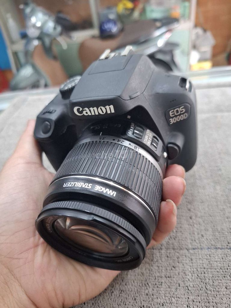 Canon 3000d 18-55m wifi. 18mpx